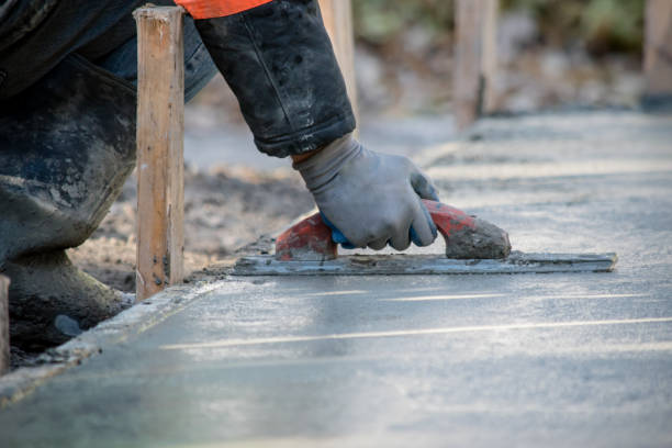 Best Commercial Concrete Contractor  in Central Falls, RI